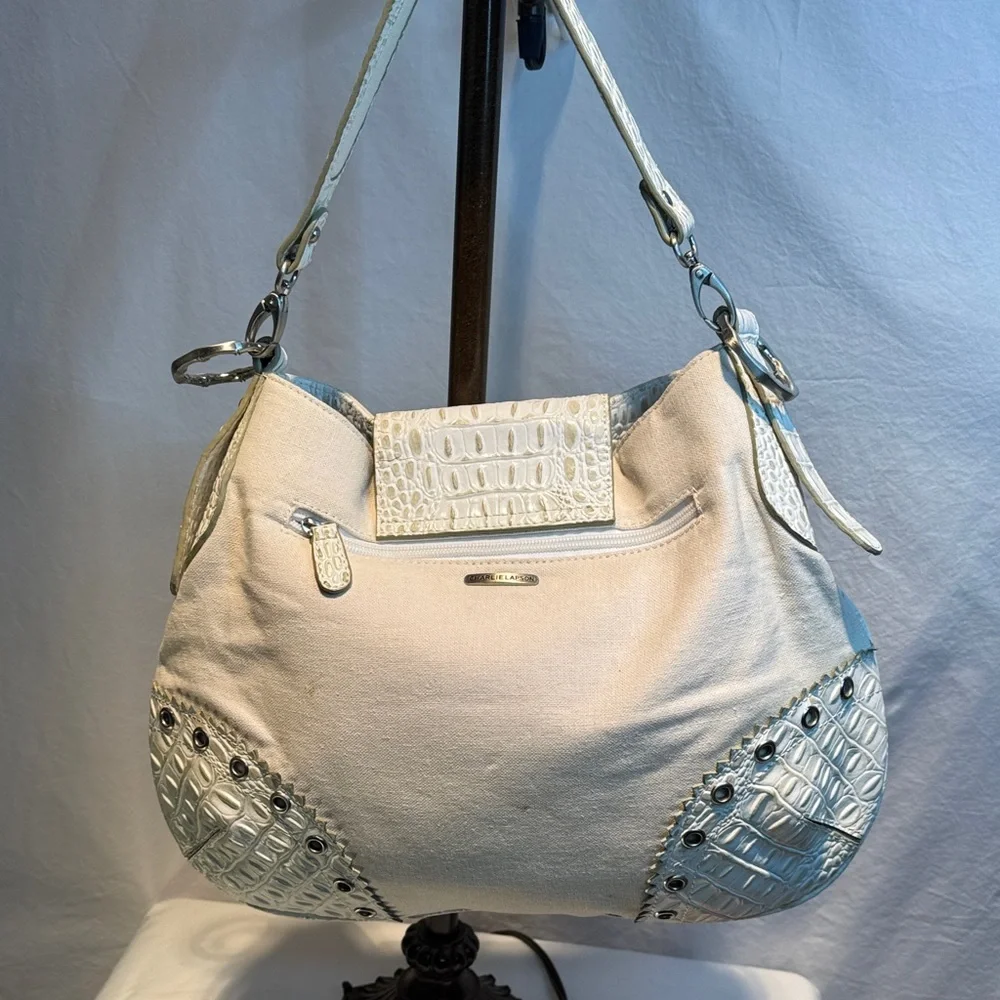 Carlie Lapson Elegant White Pu Crocodile-Embossed Shoulder Bag